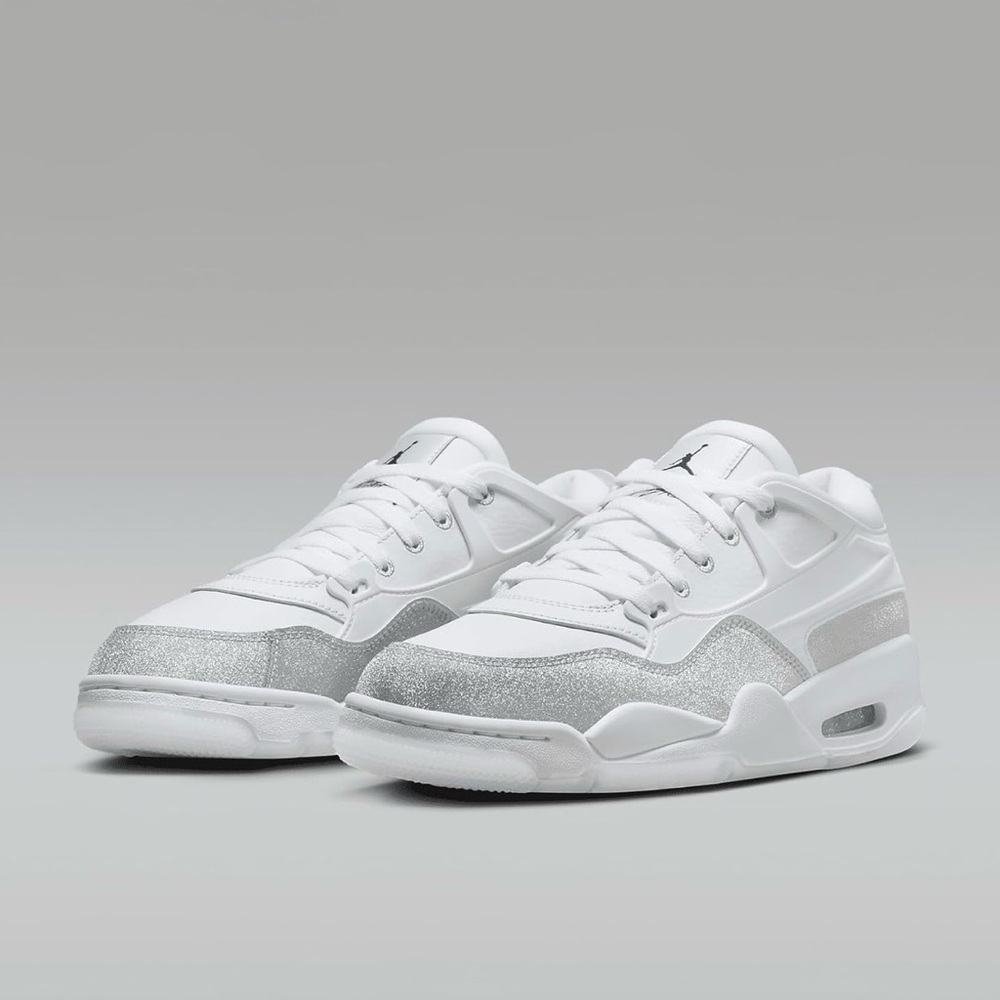 Jordan Air 4RM (HQ3441-111, White/White/Metallic Silver/White) Size 8.5